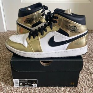 Men’s Air Jordan 1 Mid SE size 11